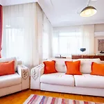 Cozy Flat Near Bagdat Street In Suadiye